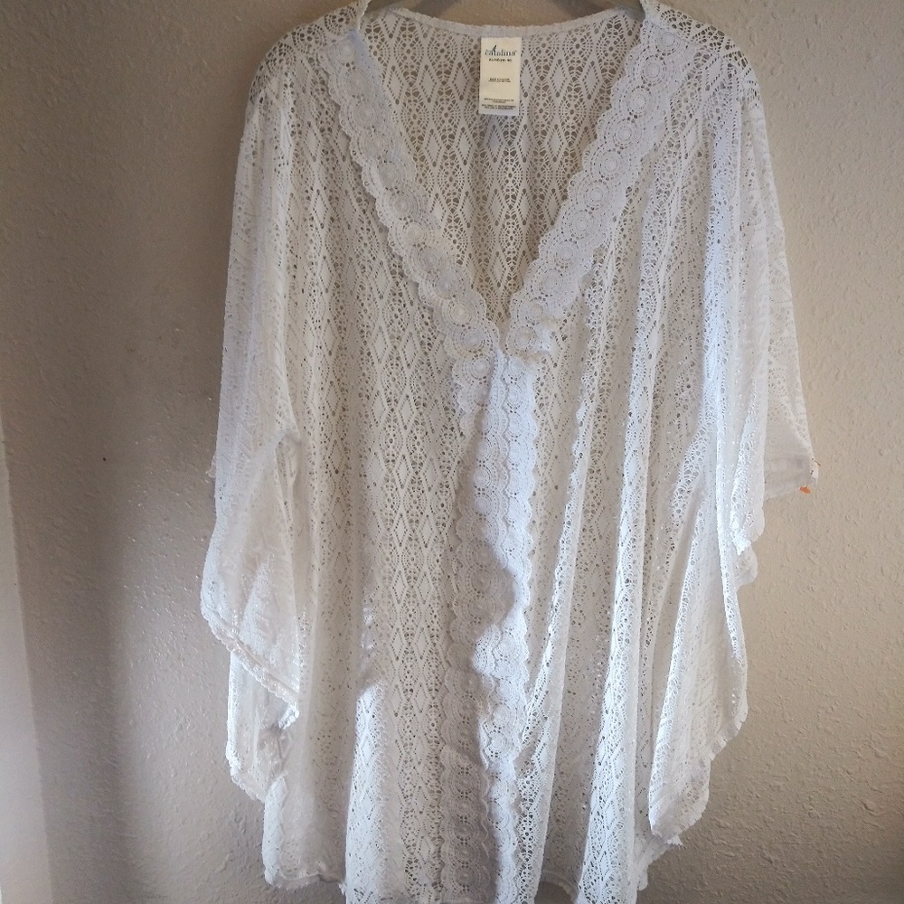 All lace sexy blouse oversized white size 1 X